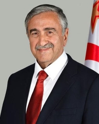 Mustafa Akıncı