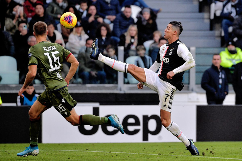 Ronaldo'dan duygulandıran bağış