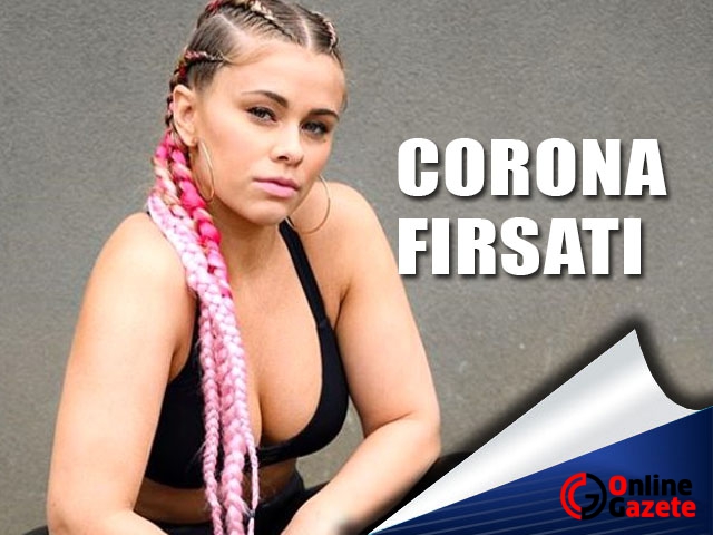 Karantinayı fırsat bildi, eşiyle çıplak antrenman yaptı...