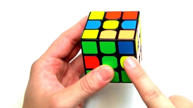 İşte Rubik Küp Çözümü - Resimli Anlatım