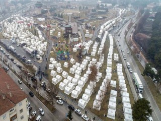 Depremzedeler için toplanan yardım 86 milyon lirayı aştı