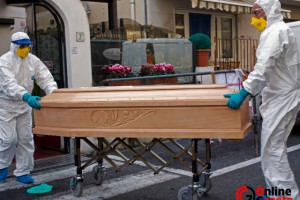 Koronavirüs: Morglarda yer kalmadı, cenazeler askeri araçlarla taşınıyor