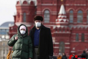 Koronavirüs: Putin, Rusya'da 'yaşamın normal seyrettiği mesajı veriyor'